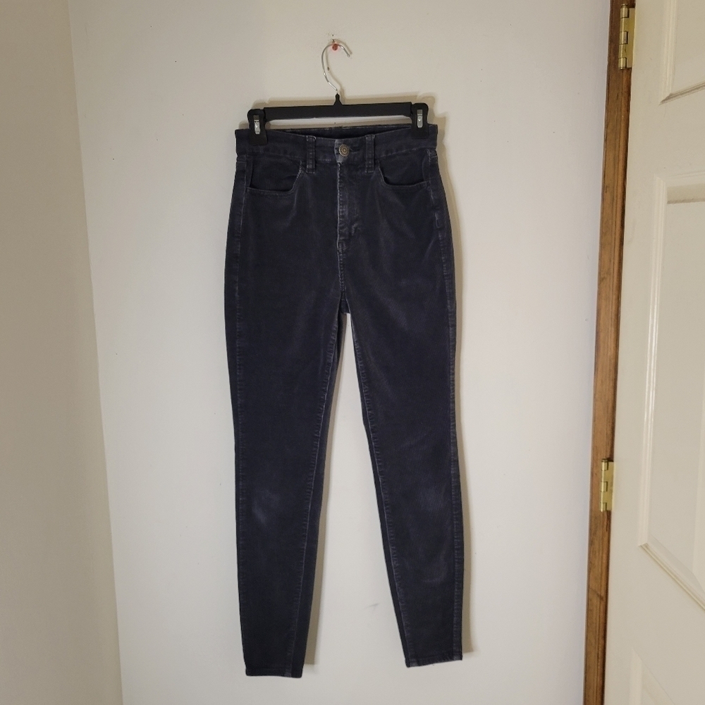 American Eagle Women's Curvy Hi-Rise Jegging - Size (2) - Excellent Condition